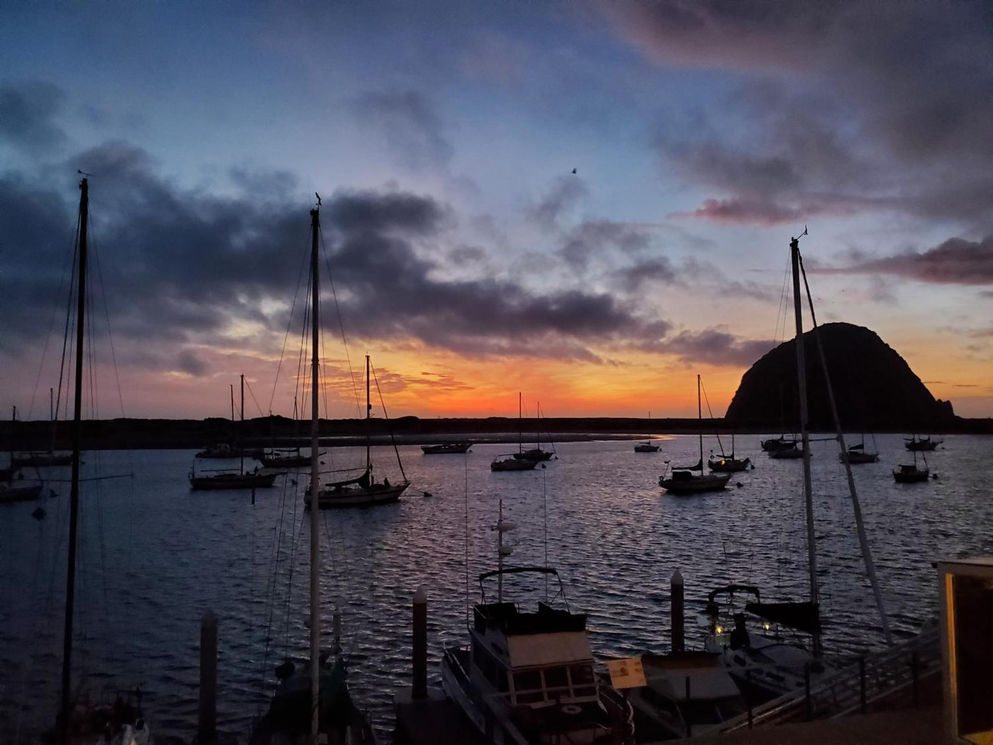 Gray'S Inn & Gallery Morro Bay Bagian luar foto
