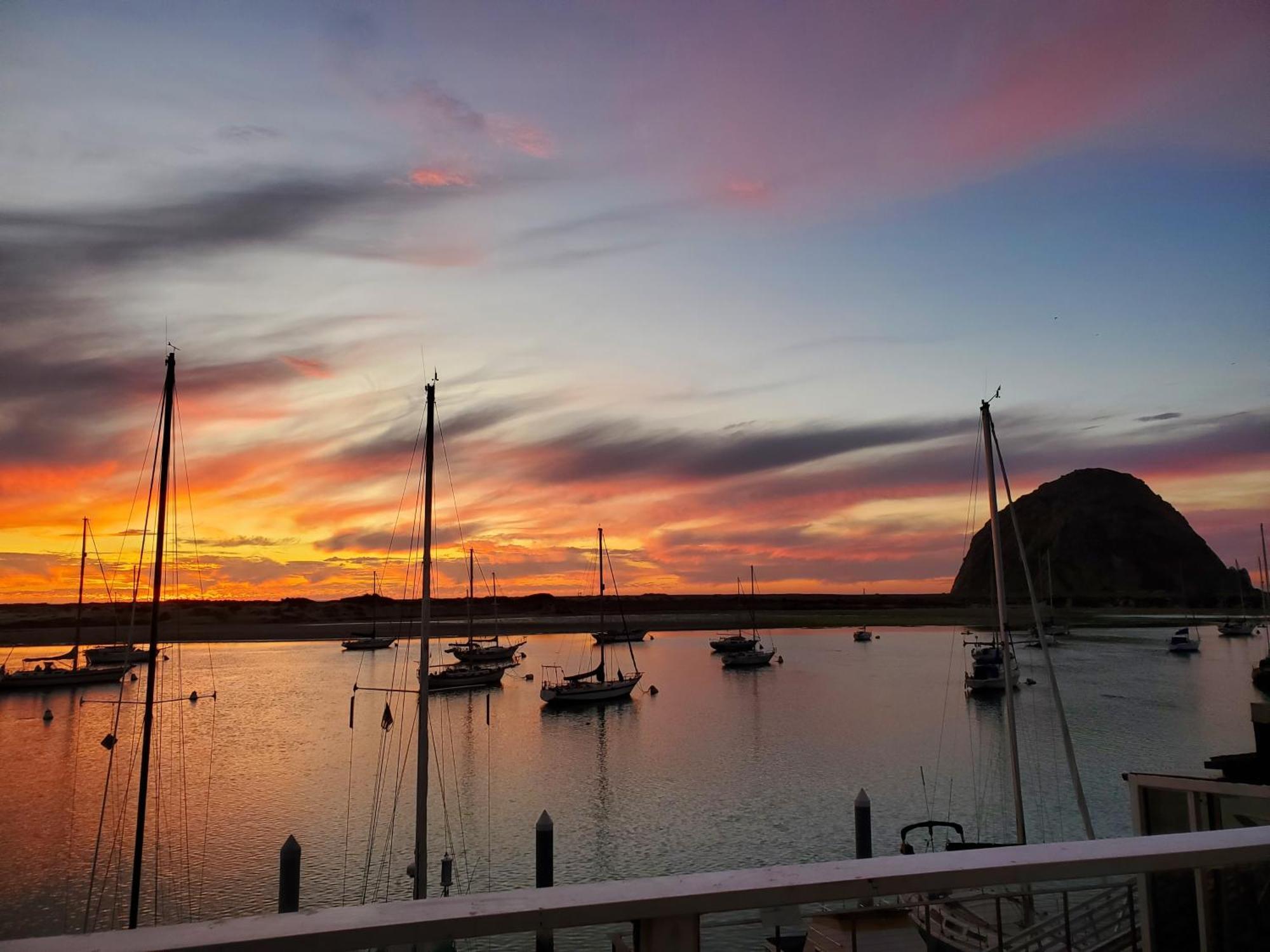 Gray'S Inn & Gallery Morro Bay Bagian luar foto